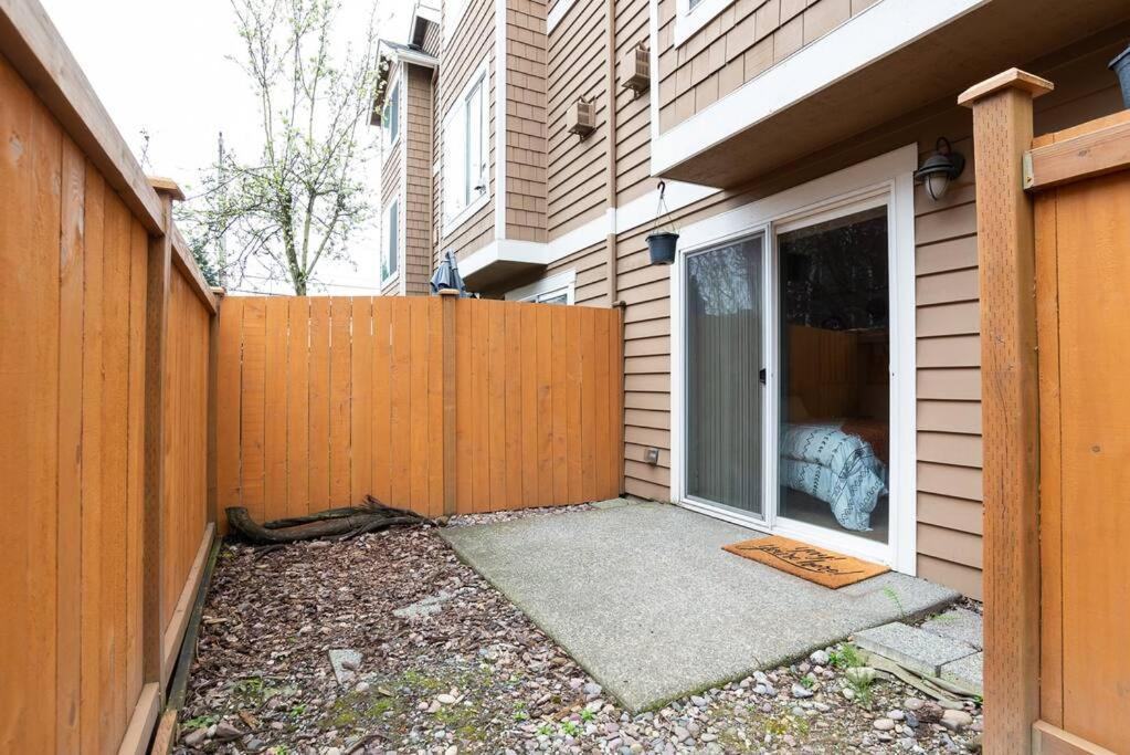 סיאטל Snug Suite Near Greenlake! מראה חיצוני תמונה